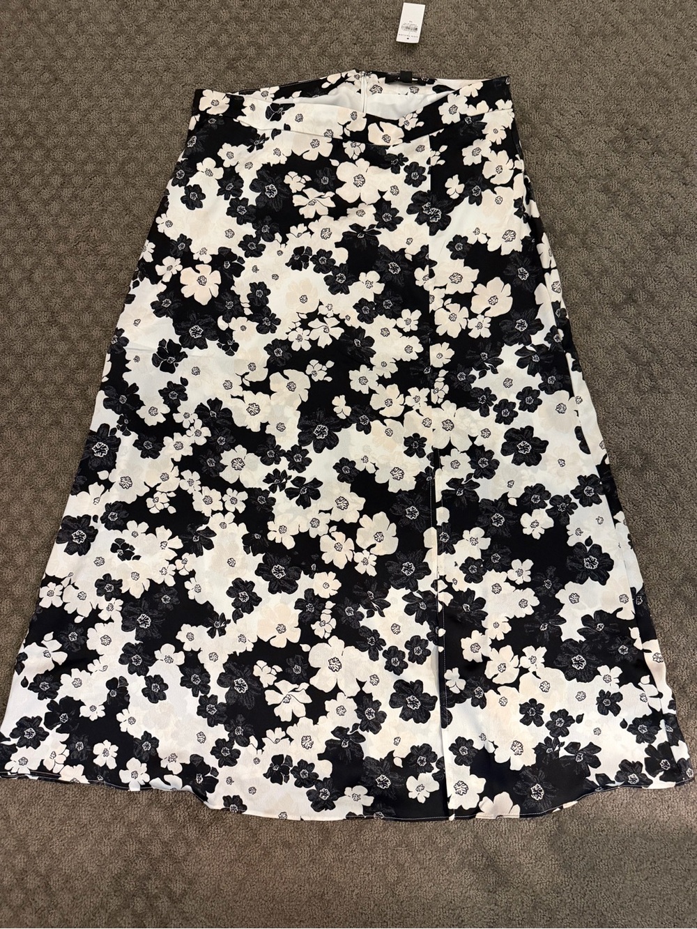 Ann Taylor Black and White Floral A-Line Skirt with Bold Print